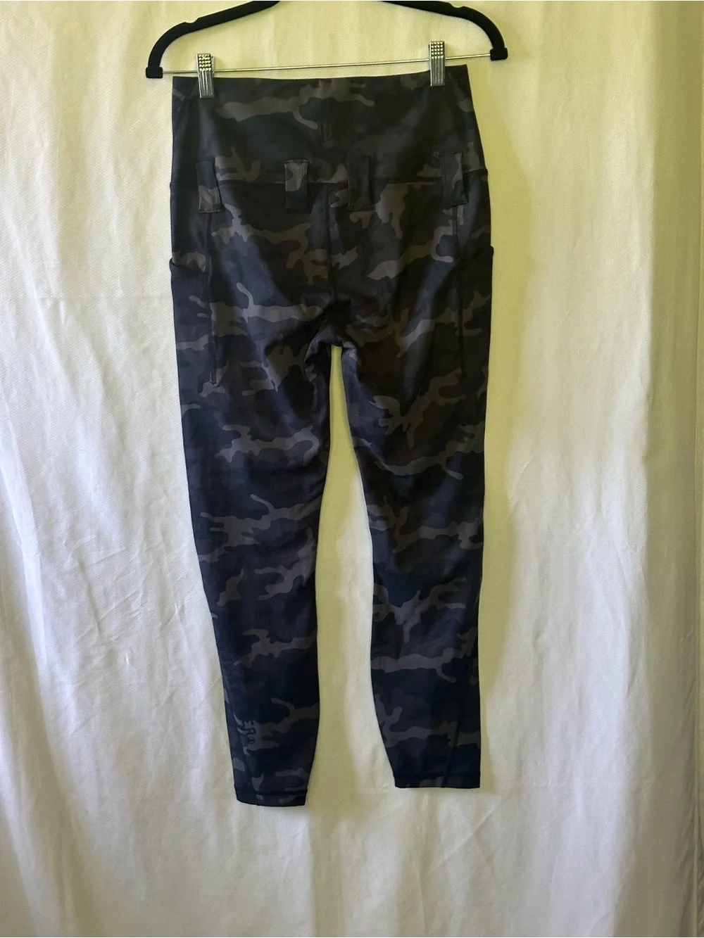 Howitzer Patriot MFG Black Camo Leggings Women’s Large Tactical Gym NWT - Picture 2 of 8